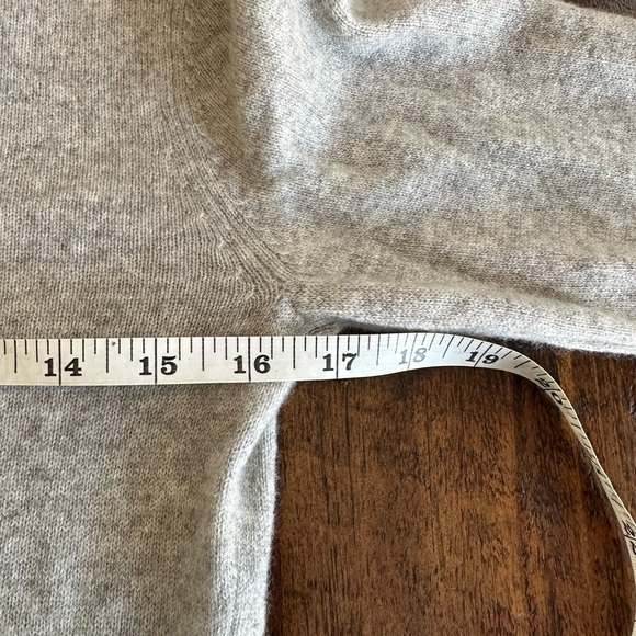 Apt. 9 | 100% Cashmere Tan & Purple Argyle Crewneck Sweater - Picture 4 of 5